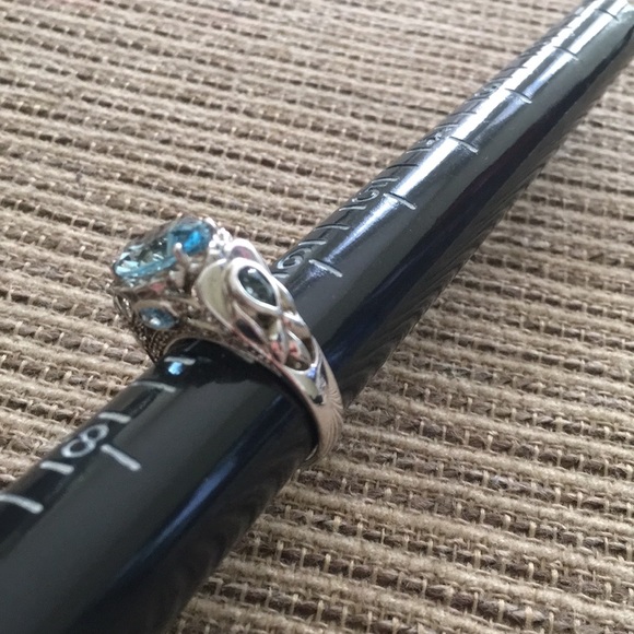 Gorgeous accent ring - Picture 7 of 8